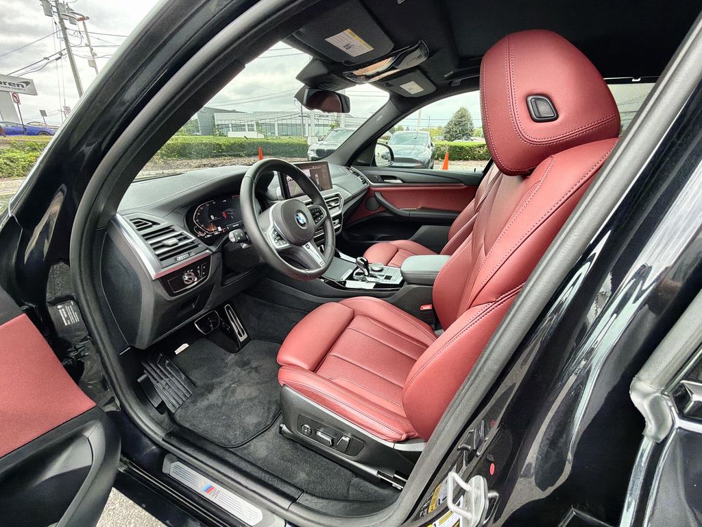 Thumbnail: 2024 BMW X3 - 11