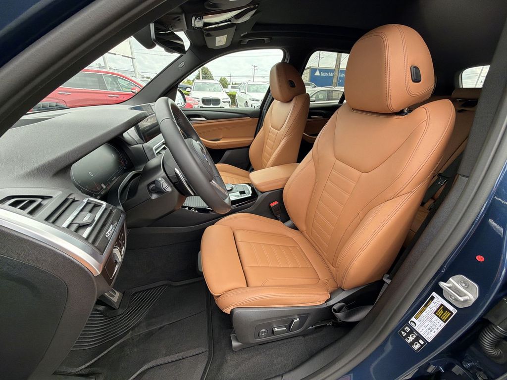 Thumbnail: 2024 BMW X3 - 12