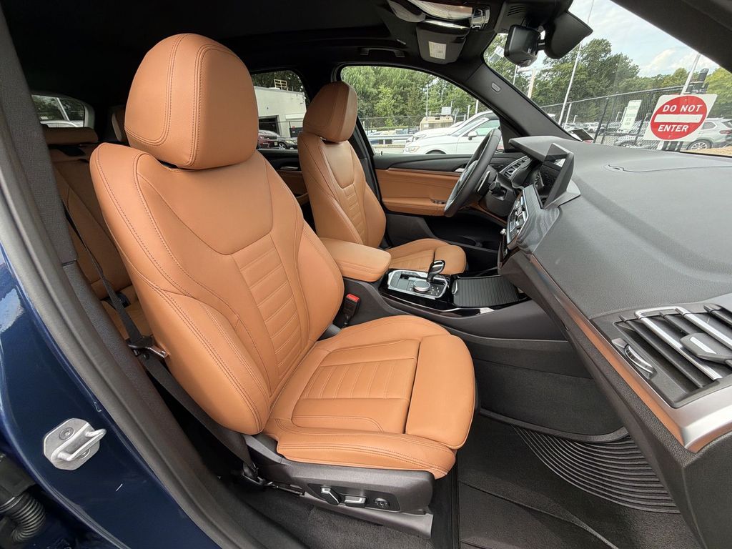 Thumbnail: 2024 BMW X3 - 28