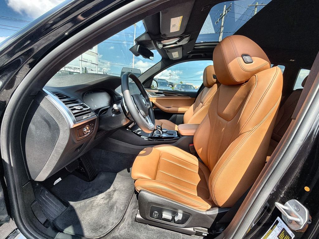 Thumbnail: 2024 BMW X3 - 11