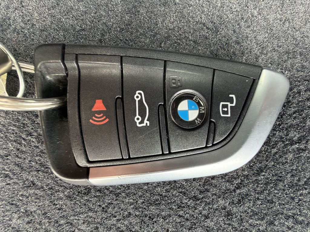 Thumbnail: 2024 BMW X3 - 18