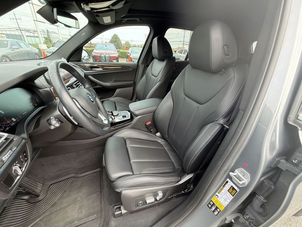 Thumbnail: 2024 BMW X3 - 12