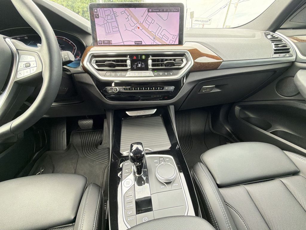 Thumbnail: 2024 BMW X3 - 14