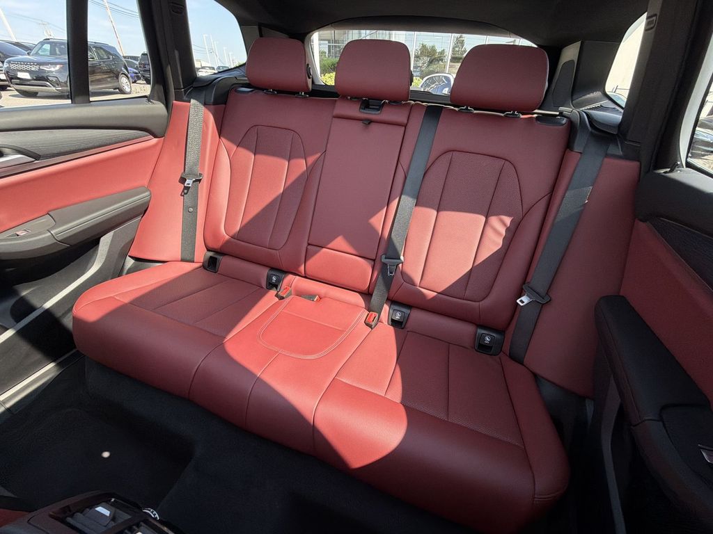 Thumbnail: 2023 BMW X3 - 28