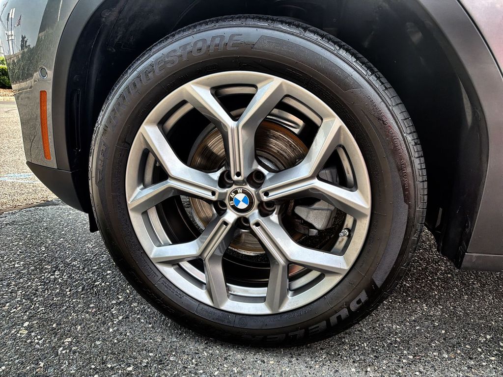 Thumbnail: 2023 BMW X3 - 8