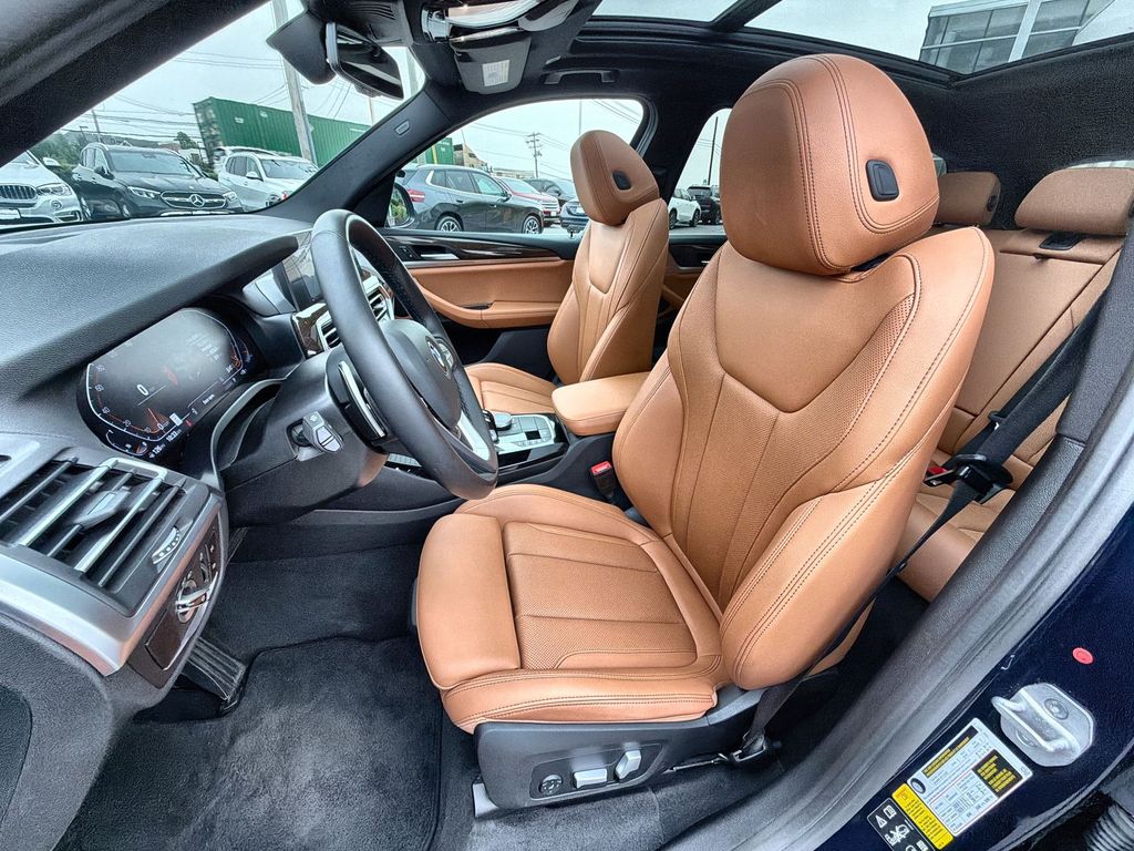 Thumbnail: 2024 BMW X3 - 12