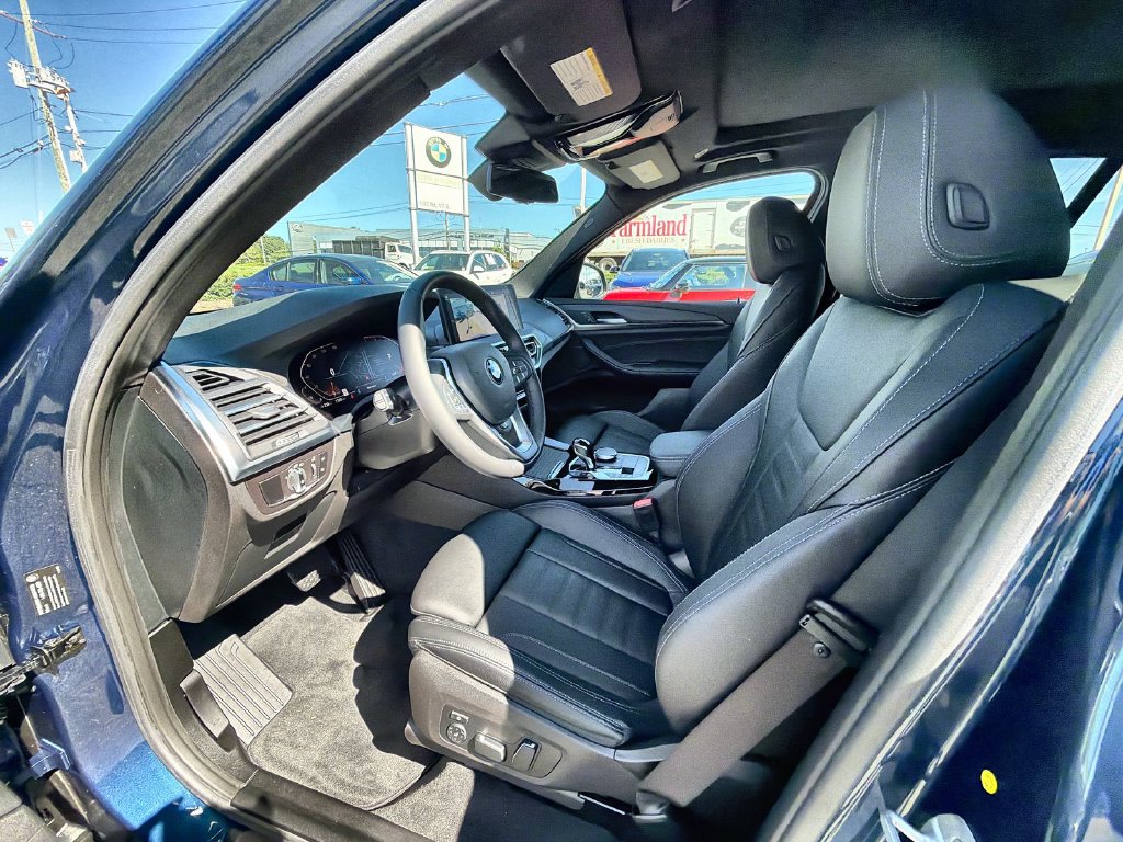 Thumbnail: 2024 BMW X3 - 11