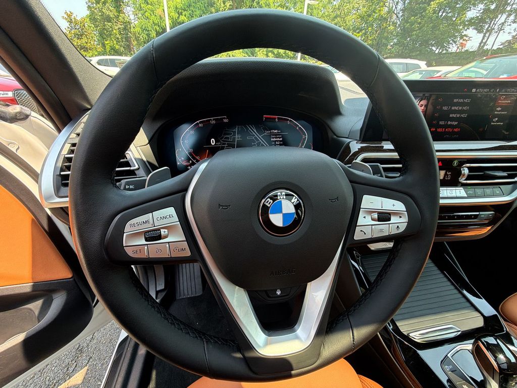 Thumbnail: 2023 BMW X3 - 10