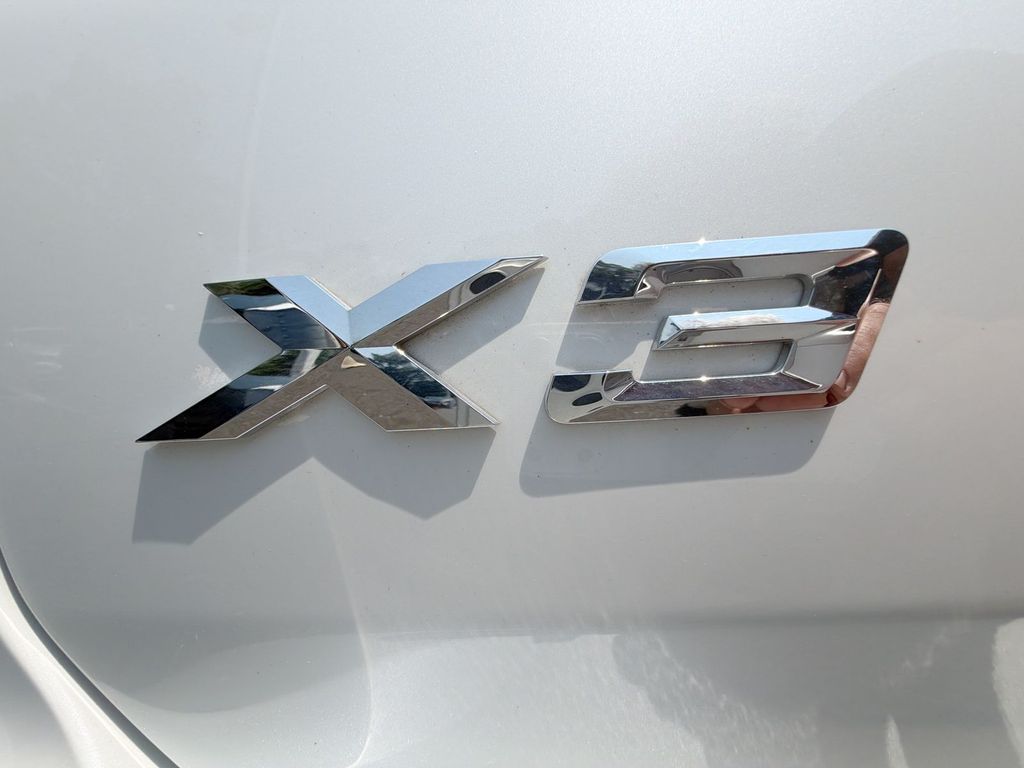 Thumbnail: 2023 BMW X3 - 7