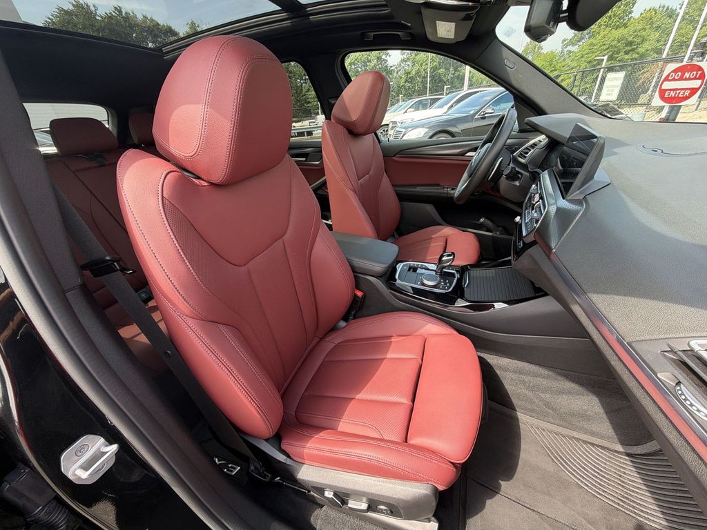 Thumbnail: 2024 BMW X3 - 29