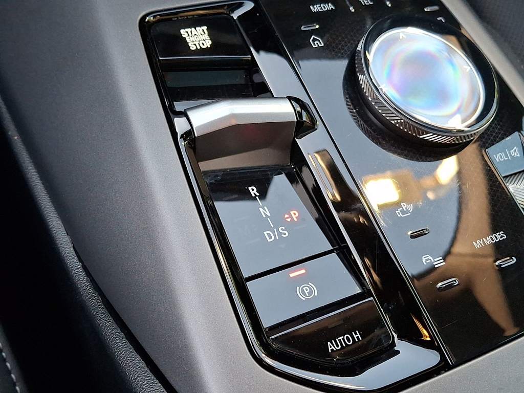 Thumbnail: 2026 BMW X3 - 10