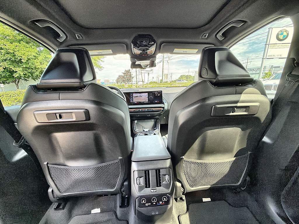Thumbnail: 2026 BMW X3 - 13