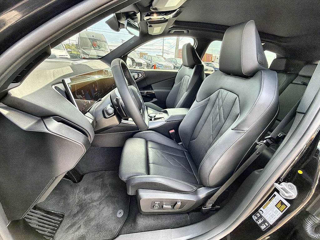 Thumbnail: 2026 BMW X3 - 12
