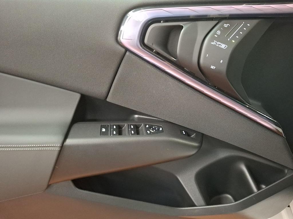 Thumbnail: 2025 BMW X3 - 16