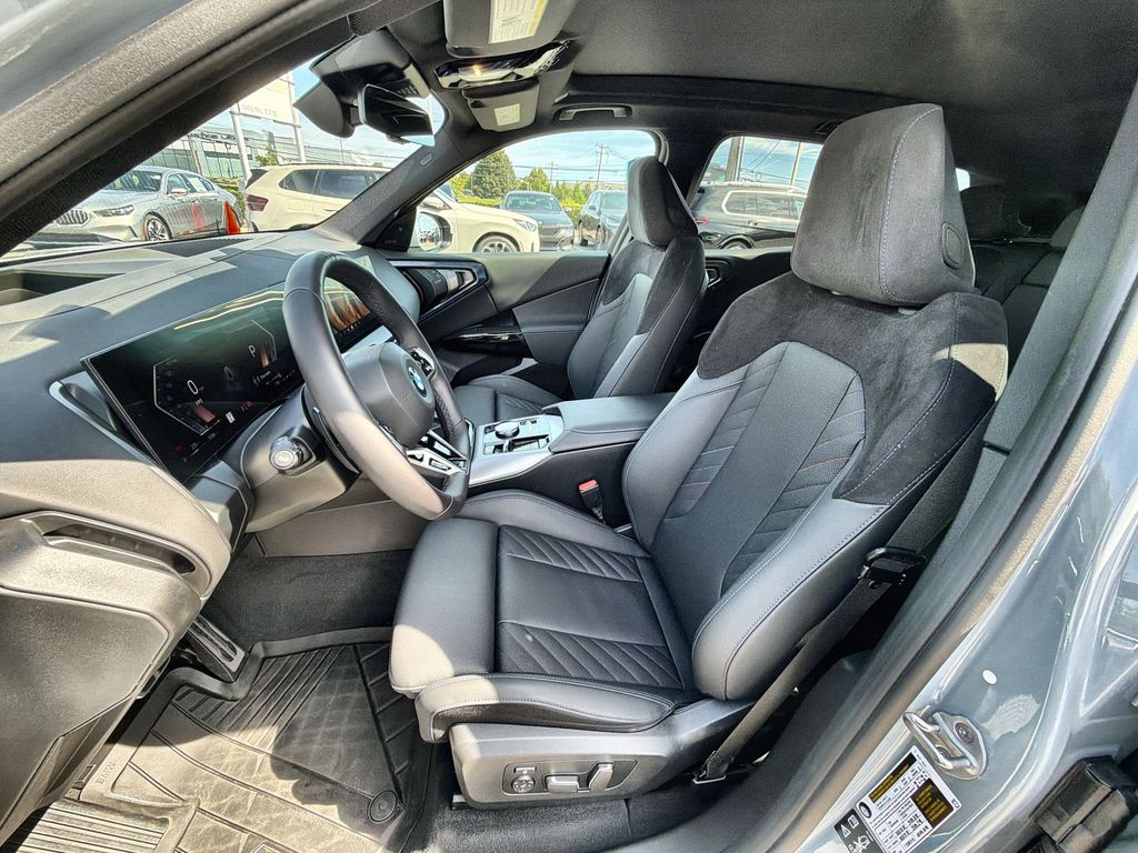 Thumbnail: 2026 BMW X3 - 12