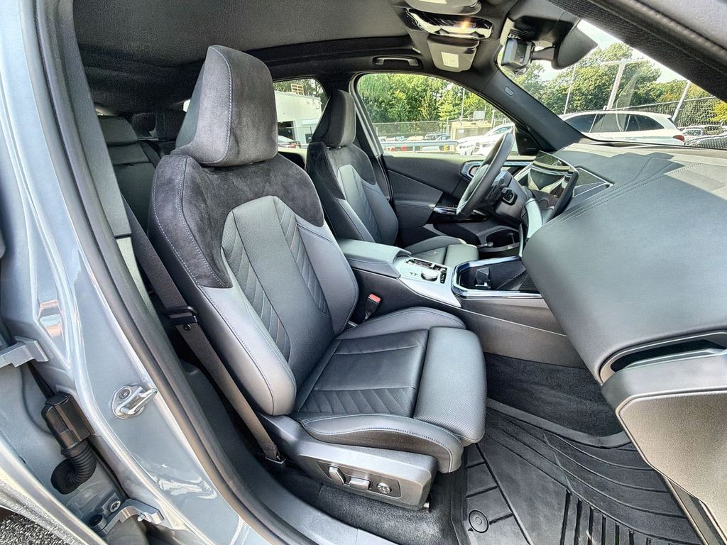 Thumbnail: 2026 BMW X3 - 28
