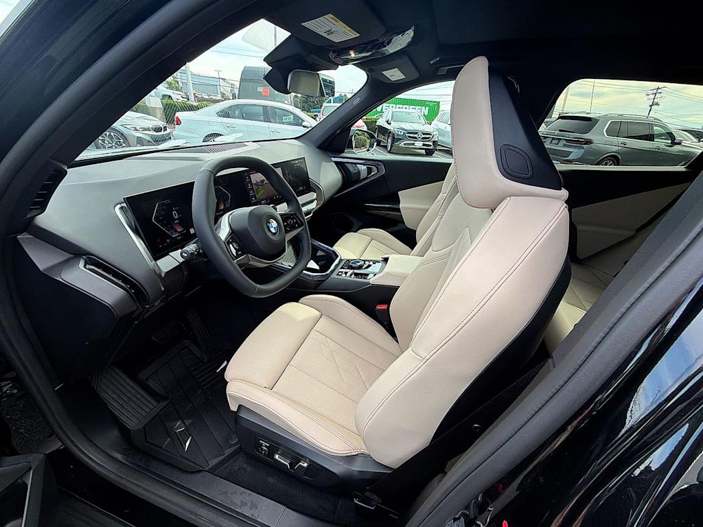 Thumbnail: 2026 BMW X3 - 11