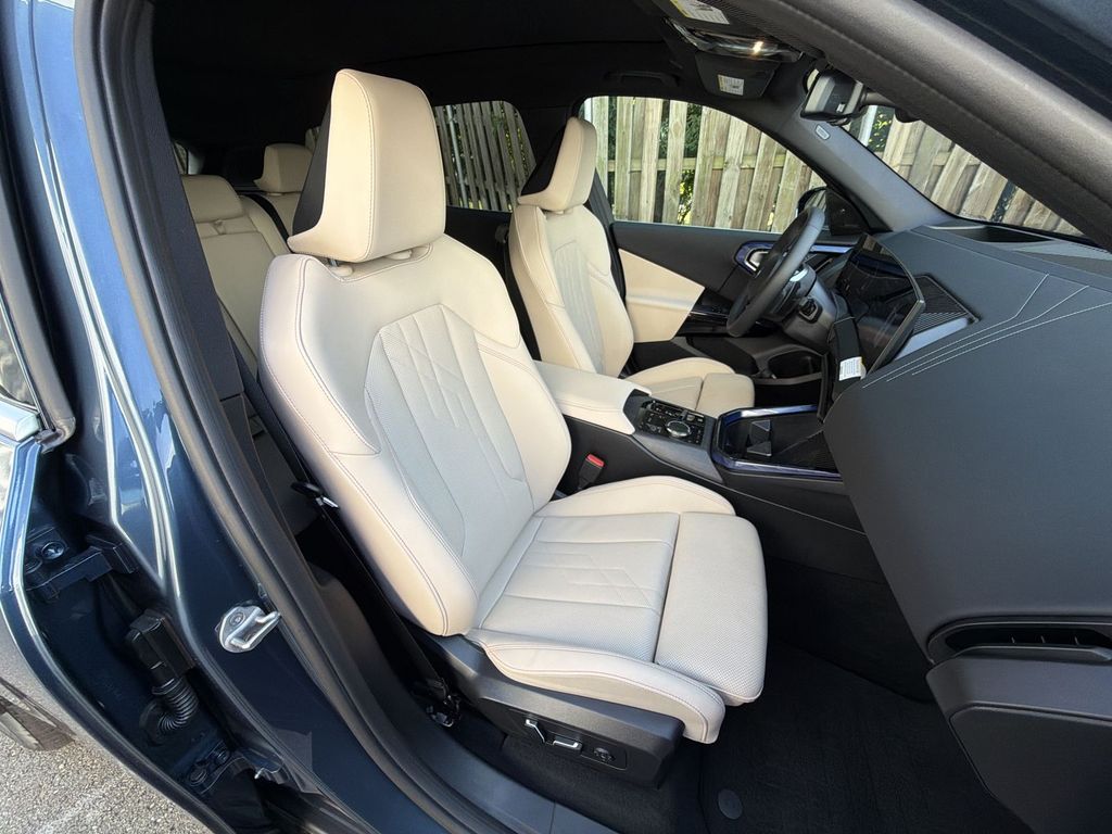 Thumbnail: 2026 BMW X3 - 29
