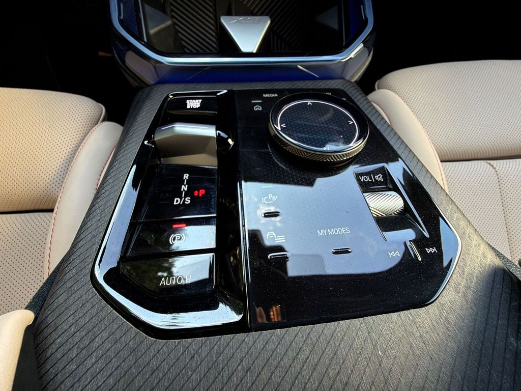 Thumbnail: 2026 BMW X3 - 30