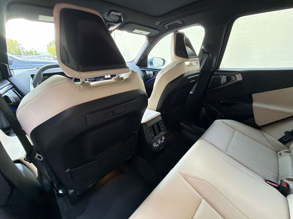 Thumbnail: 2026 BMW X3 - 27