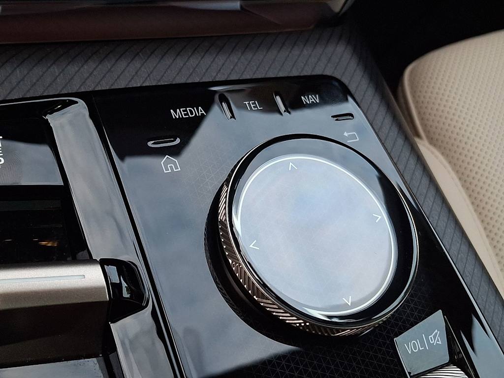 Thumbnail: 2025 BMW X3 - 25
