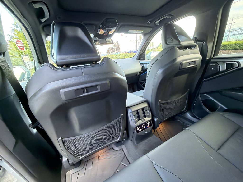 Thumbnail: 2026 BMW X3 - 13