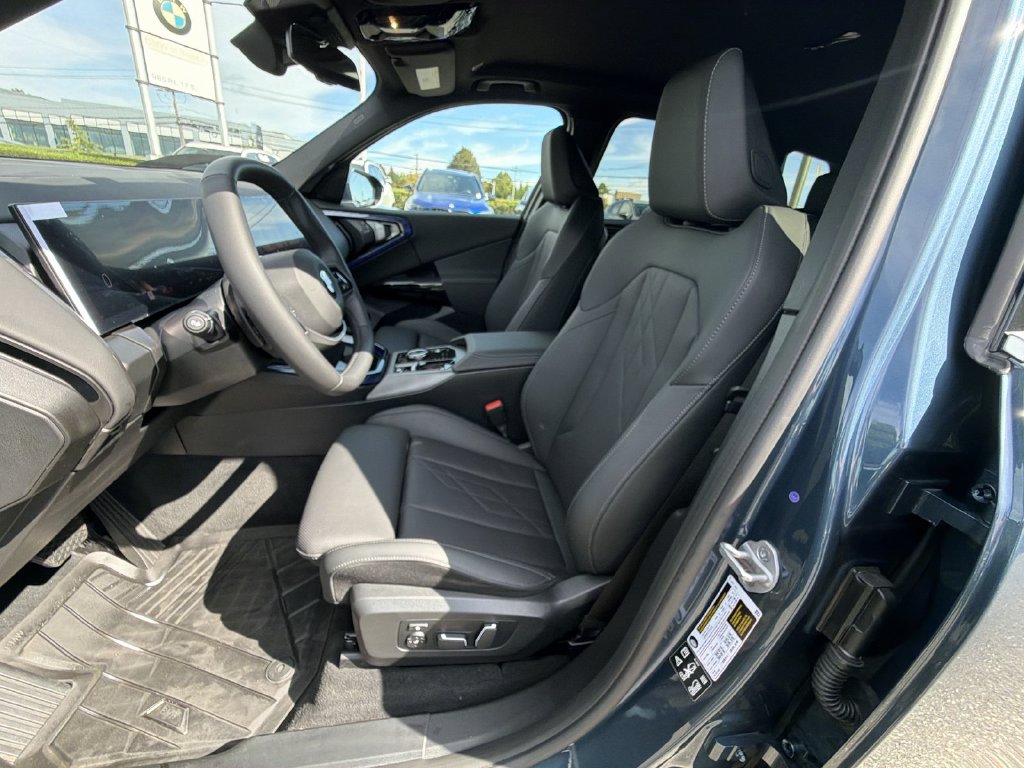 Thumbnail: 2026 BMW X3 - 12