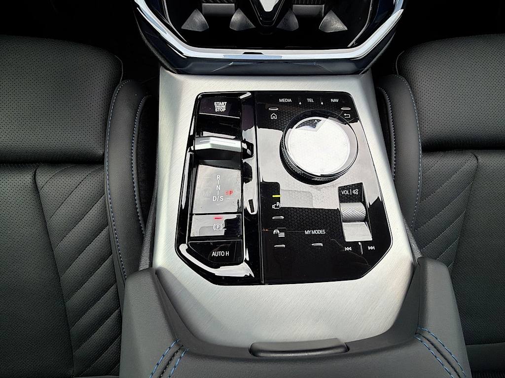 Thumbnail: 2026 BMW X3 - 15