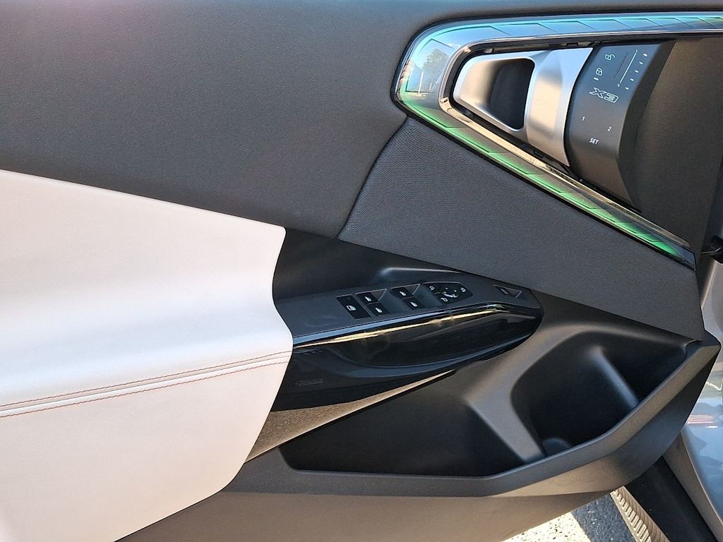 Thumbnail: 2026 BMW X3 - 15