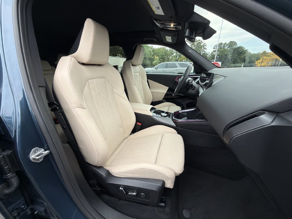 Thumbnail: 2026 BMW X3 - 27