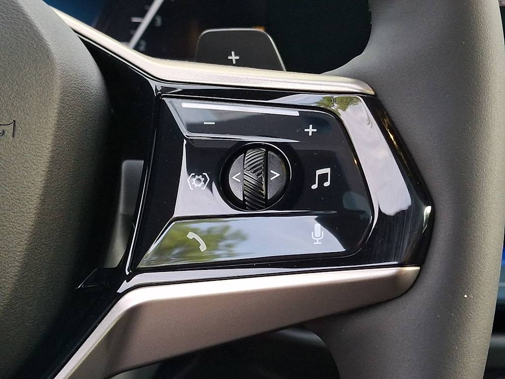 Thumbnail: 2025 BMW X3 - 20