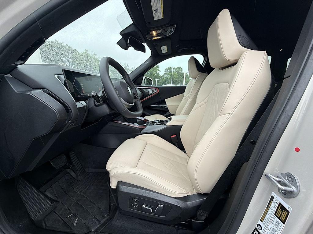 Thumbnail: 2026 BMW X3 - 11