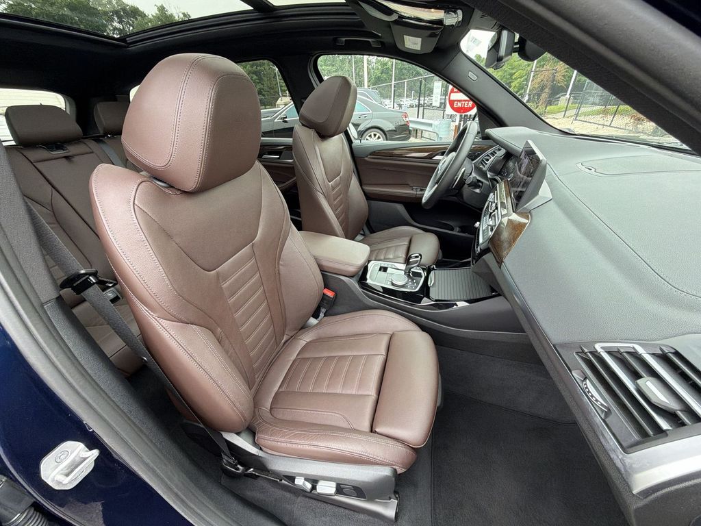 Thumbnail: 2023 BMW X3 - 29