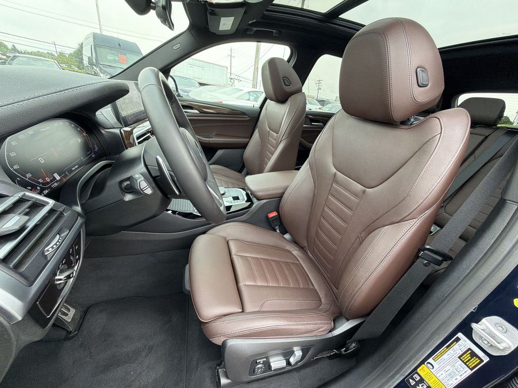 Thumbnail: 2023 BMW X3 - 12