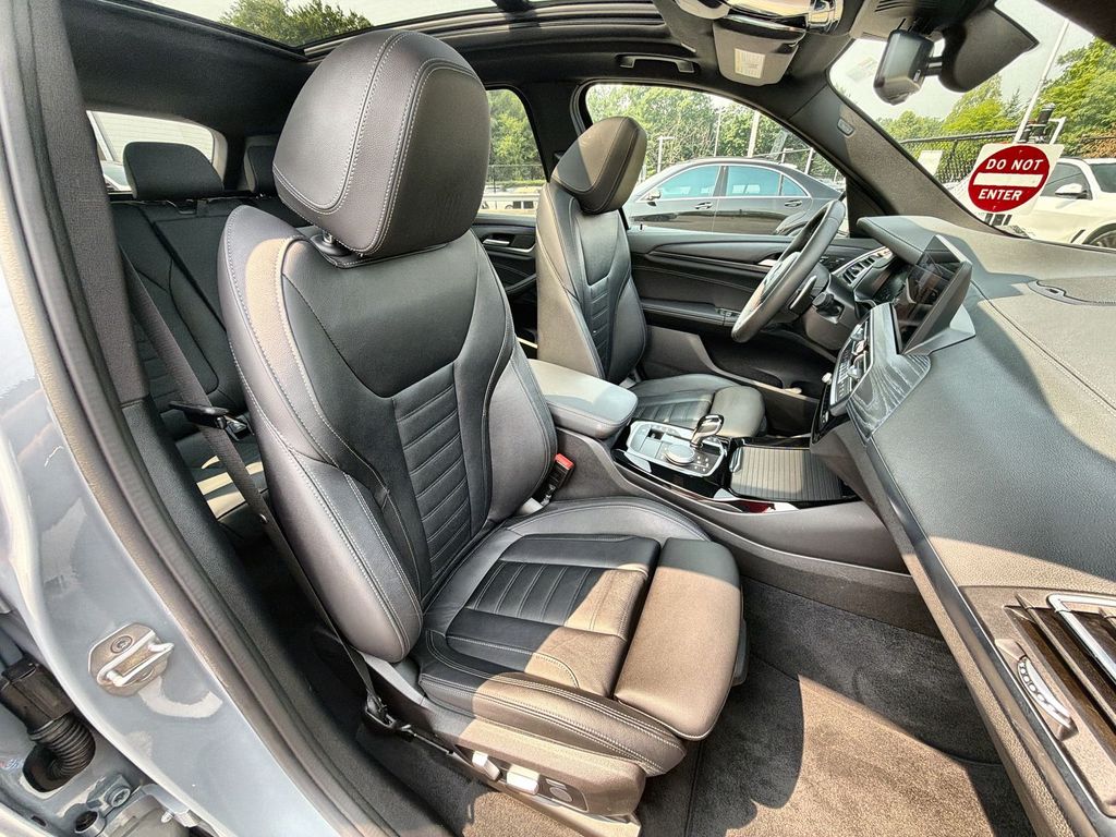 Thumbnail: 2023 BMW X3 - 11