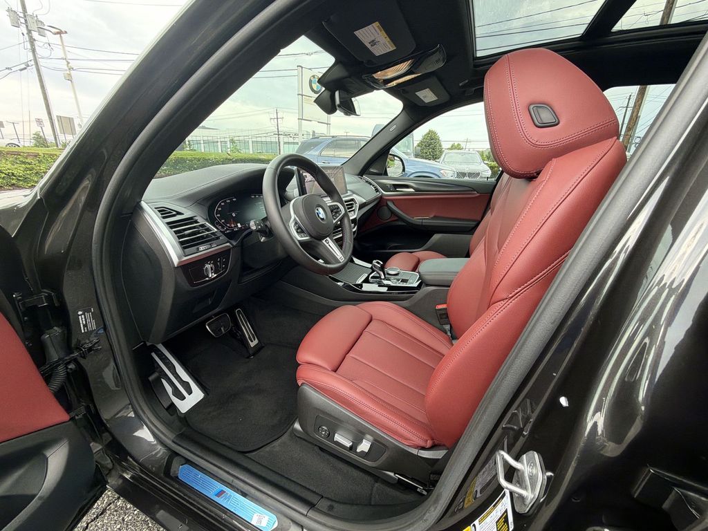 Thumbnail: 2023 BMW X3 - 11