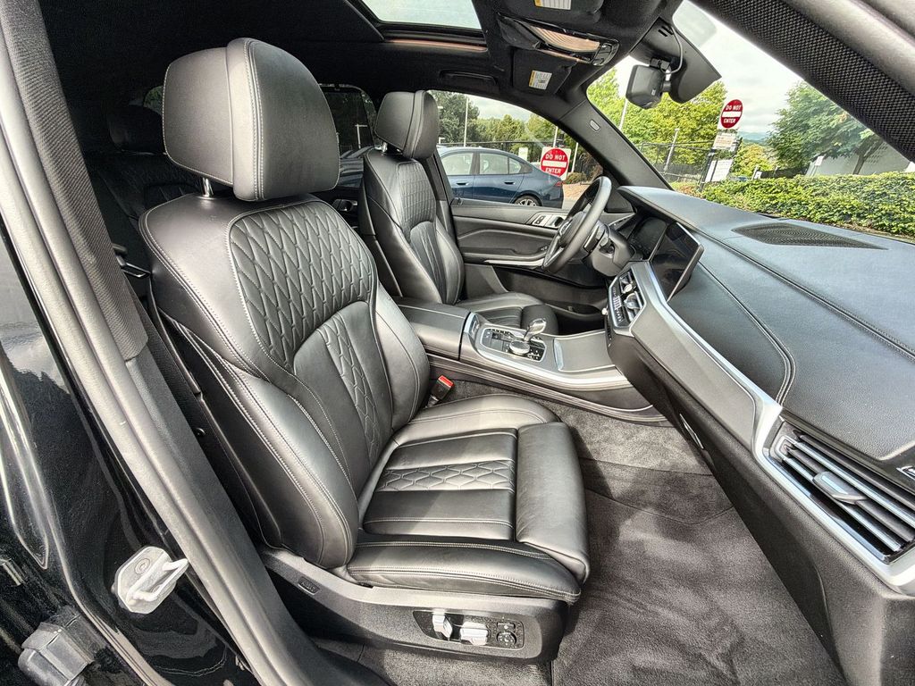 Thumbnail: 2020 BMW X5 - 27