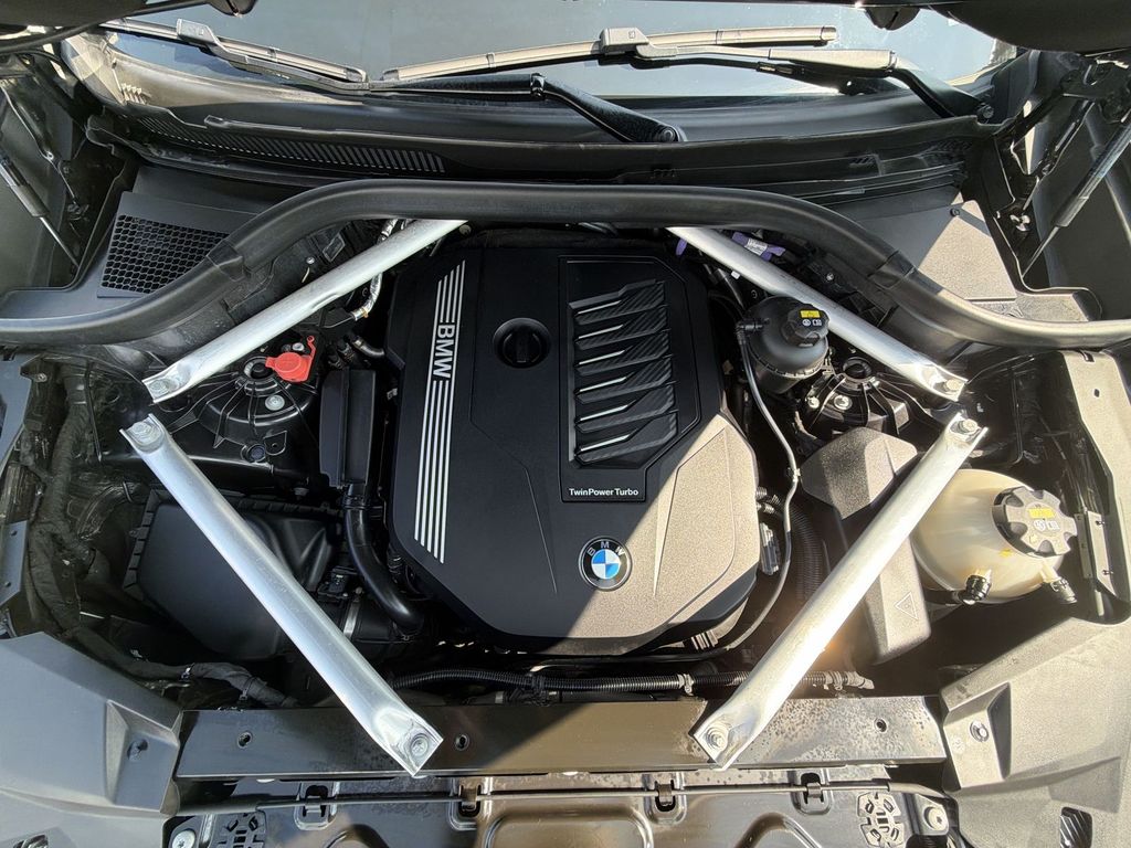 Thumbnail: 2021 BMW X5 - 9