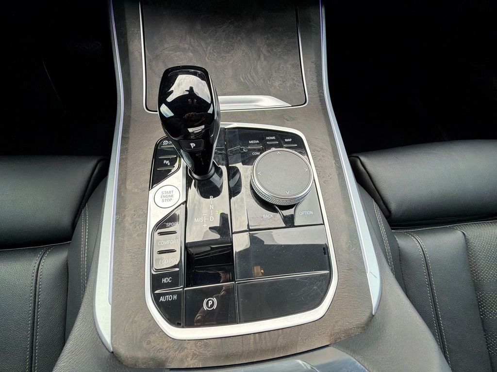 Thumbnail: 2022 BMW X5 - 15