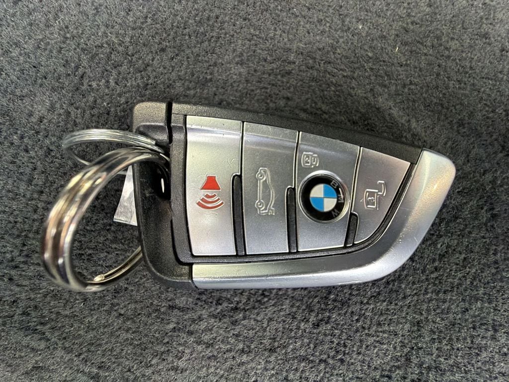 Thumbnail: 2022 BMW X5 - 29