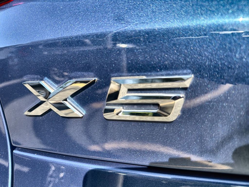 Thumbnail: 2020 BMW X5 - 7