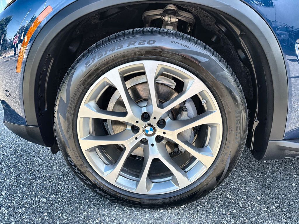 Thumbnail: 2020 BMW X5 - 8