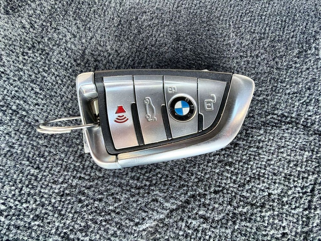 Thumbnail: 2020 BMW X5 - 16