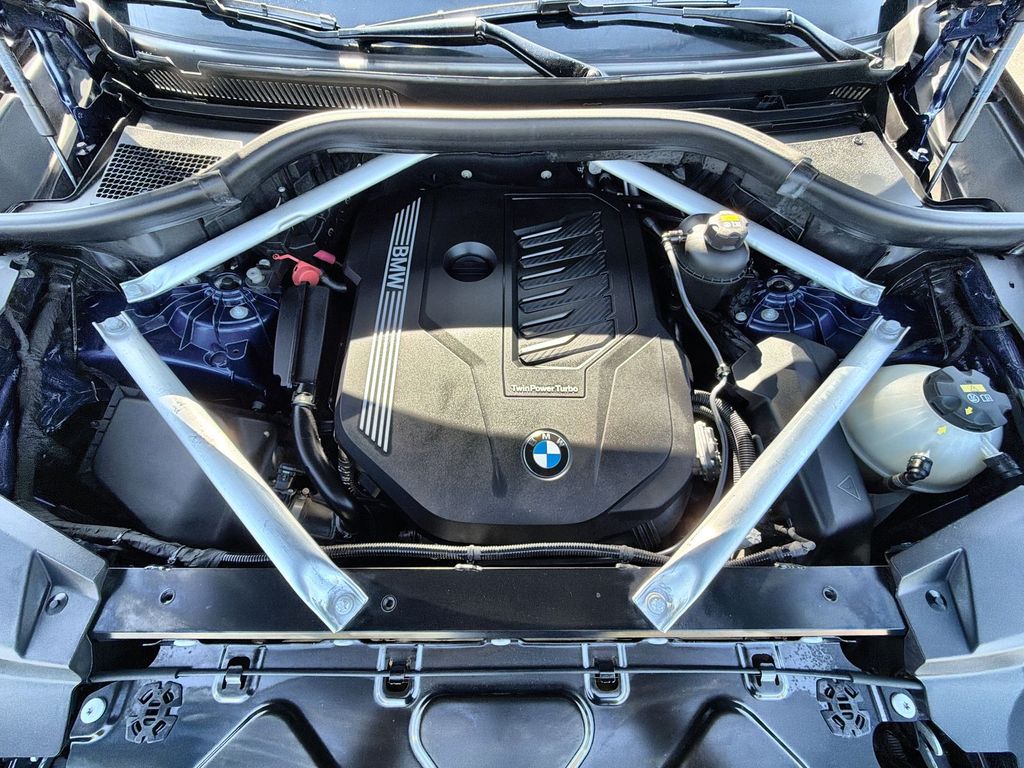 Thumbnail: 2020 BMW X5 - 9