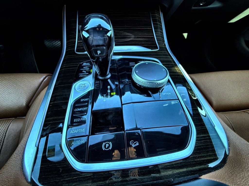 Thumbnail: 2020 BMW X5 - 28