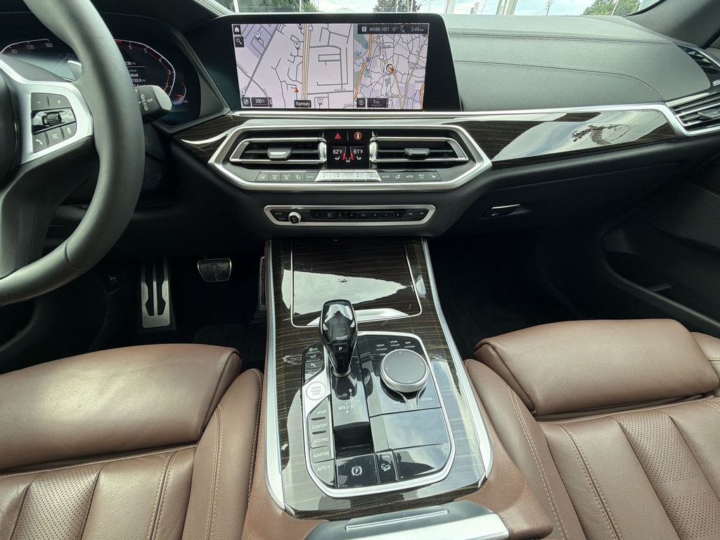 Thumbnail: 2020 BMW X5 - 14