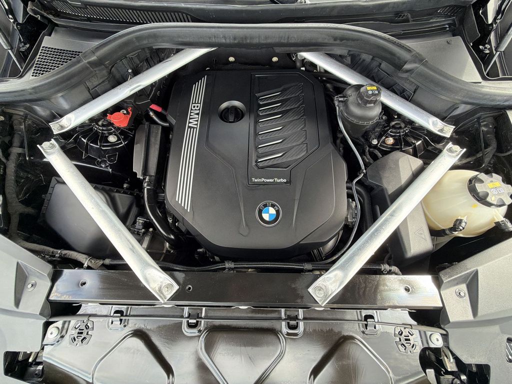 Thumbnail: 2020 BMW X5 - 9