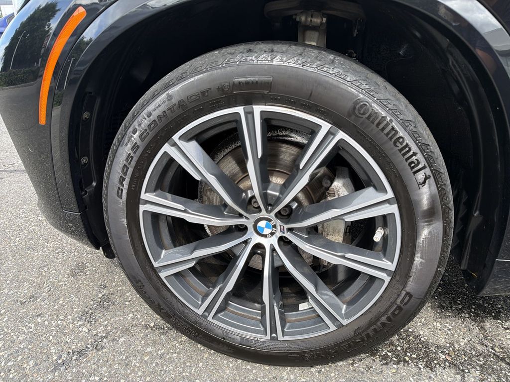 Thumbnail: 2020 BMW X5 - 8