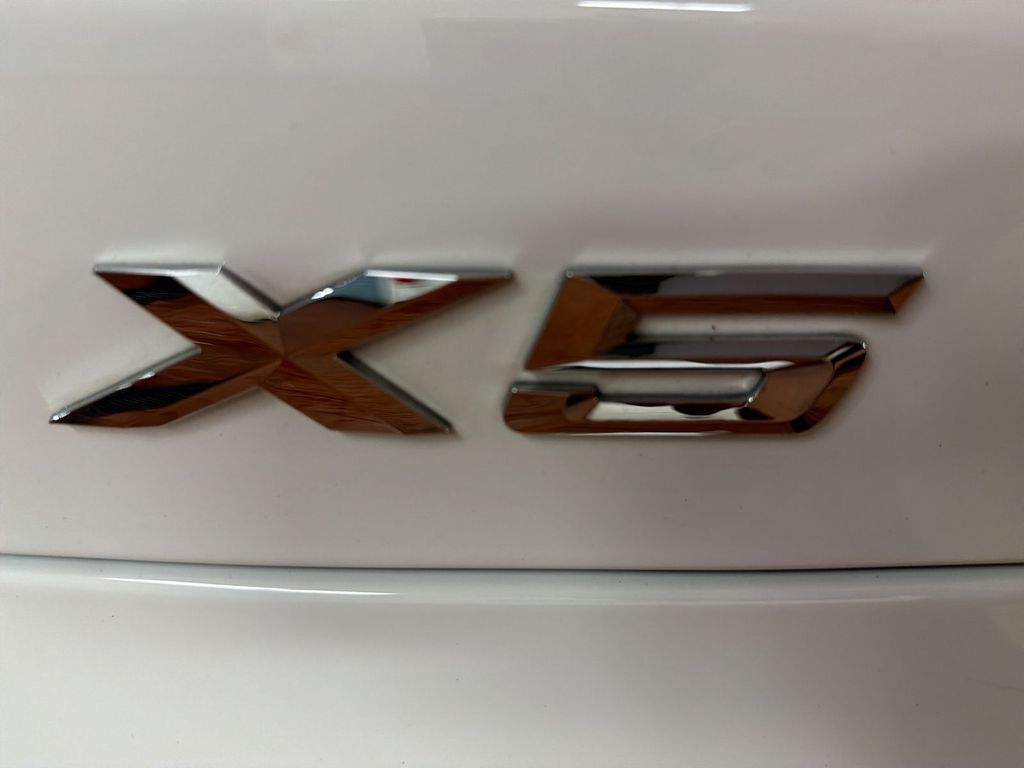 Thumbnail: 2021 BMW X5 - 7