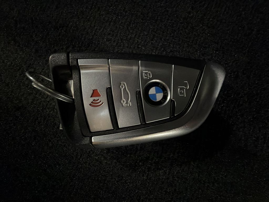 Thumbnail: 2021 BMW X5 - 29